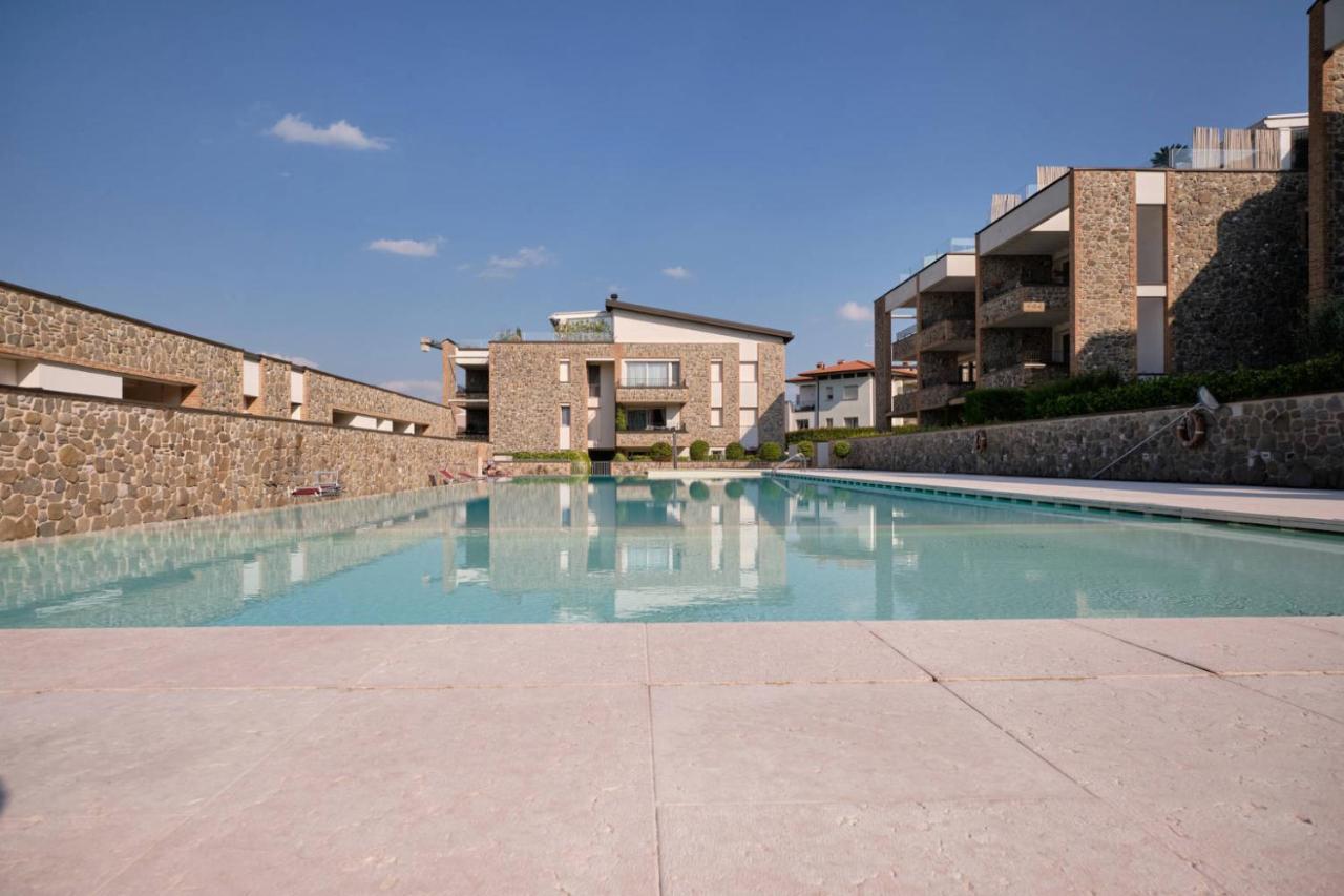Warda A12 Apartment 데센자노델가르다 외부 사진