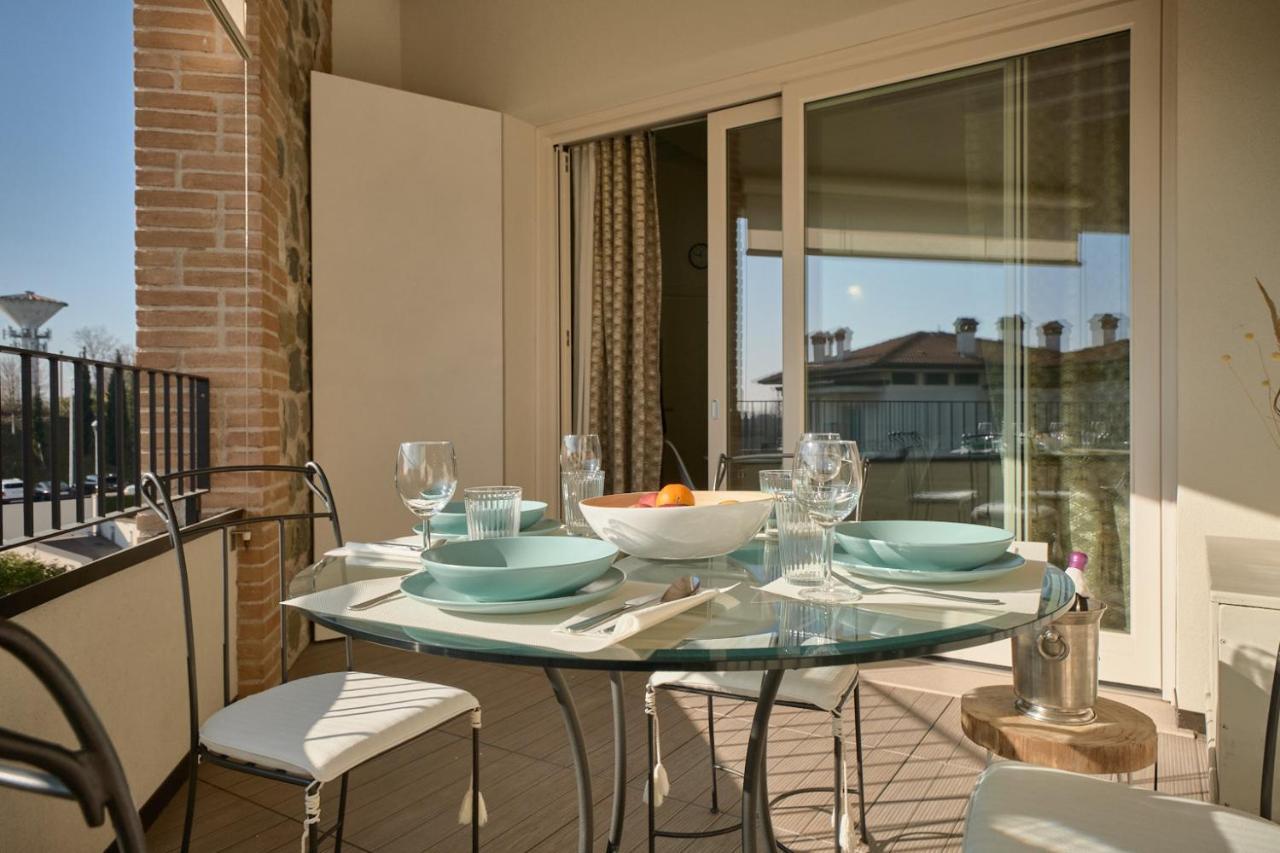 Warda A12 Apartment 데센자노델가르다 외부 사진